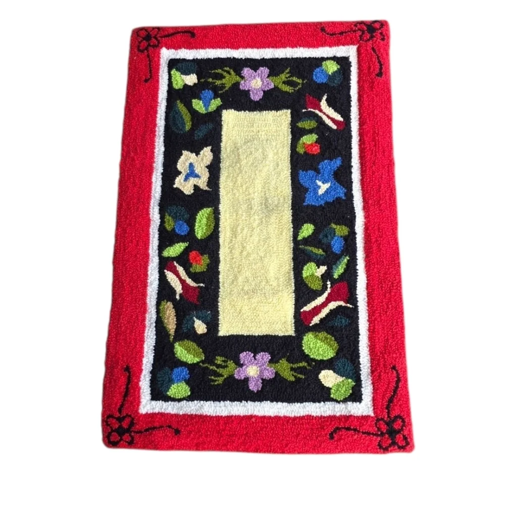 N/A needlepoint vintage